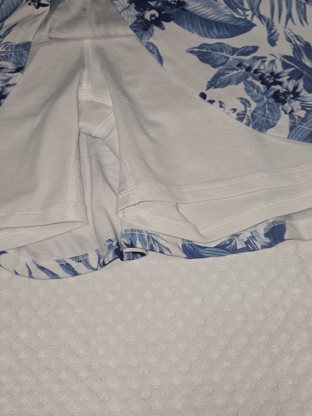 TOMMY BAHAMA TABU JUNGLE PRINT SKORT IN WHITE & BLUE RUFFLE HEM GOLF TENNIS LG - Picture 4 of 8